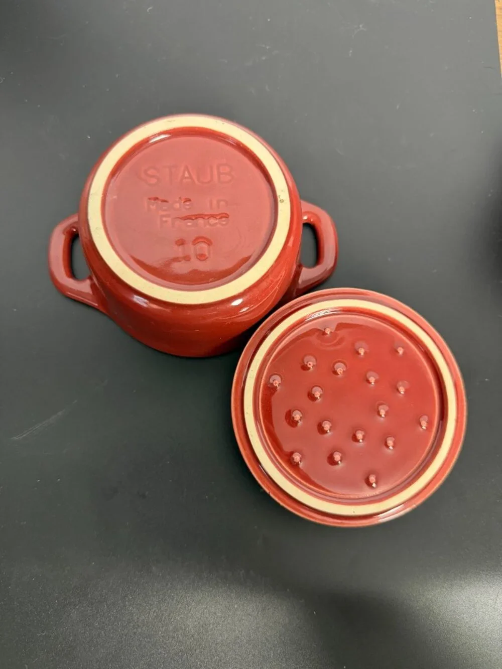 Staub mini ceramic